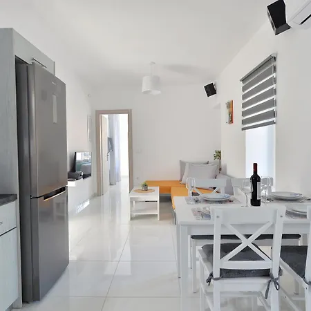 Coco Luxury Apartment *